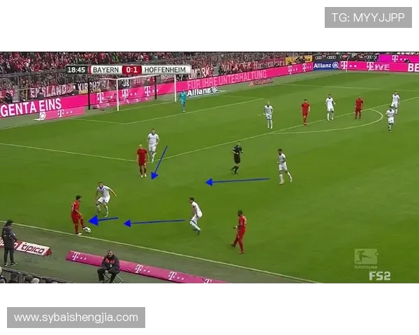 成都足球队进攻战术解析与球员配合的深度剖析
