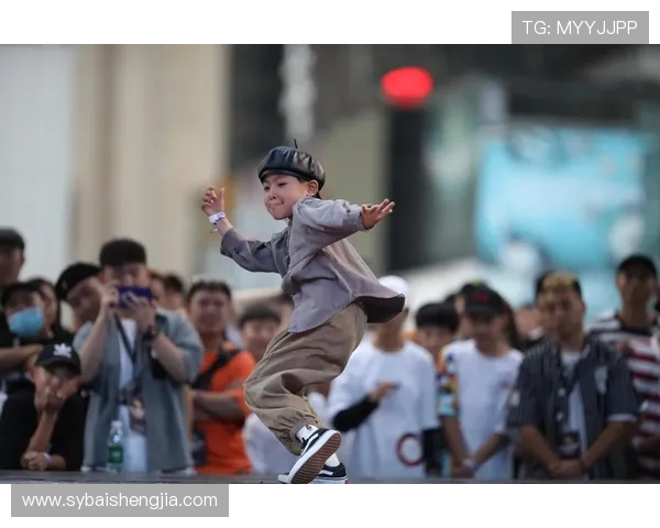 武汉街舞队在世界攀岩锦标赛中的力量展现与精彩点评