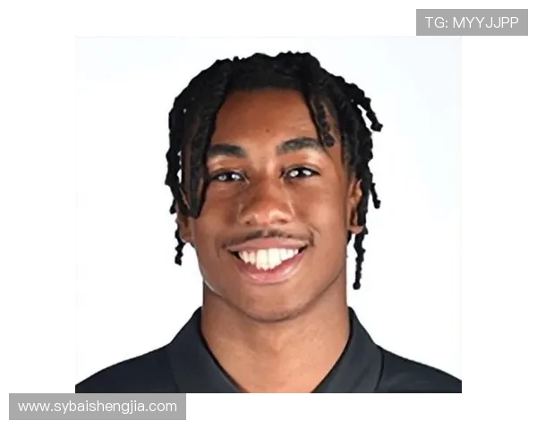 杰登艾维如何在NBA赛场上展现出色的个人能力与团队合作精神