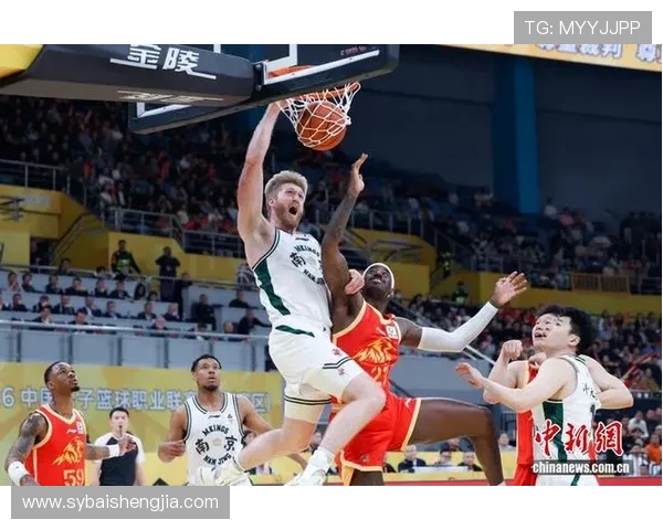 赛后分析:杭州篮球队与南京篮球队球员个人能力对比与表现评估 赛后分析:杭州篮球队与南京篮球队球员个人能力对比与表现评估